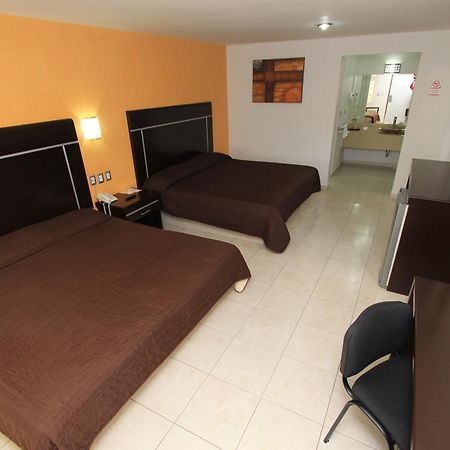 Hotel 5 Inn Силао Экстерьер фото