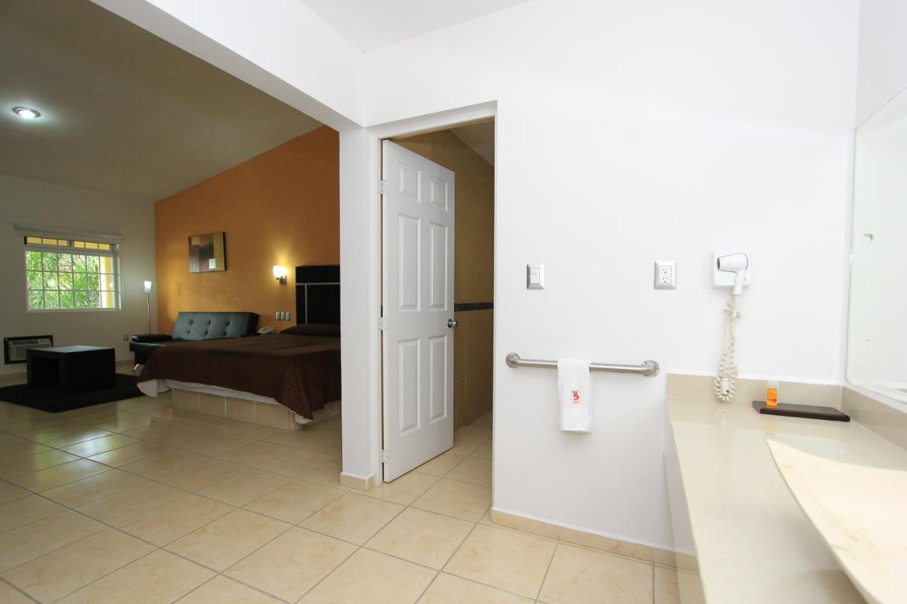 Hotel 5 Inn Силао Экстерьер фото
