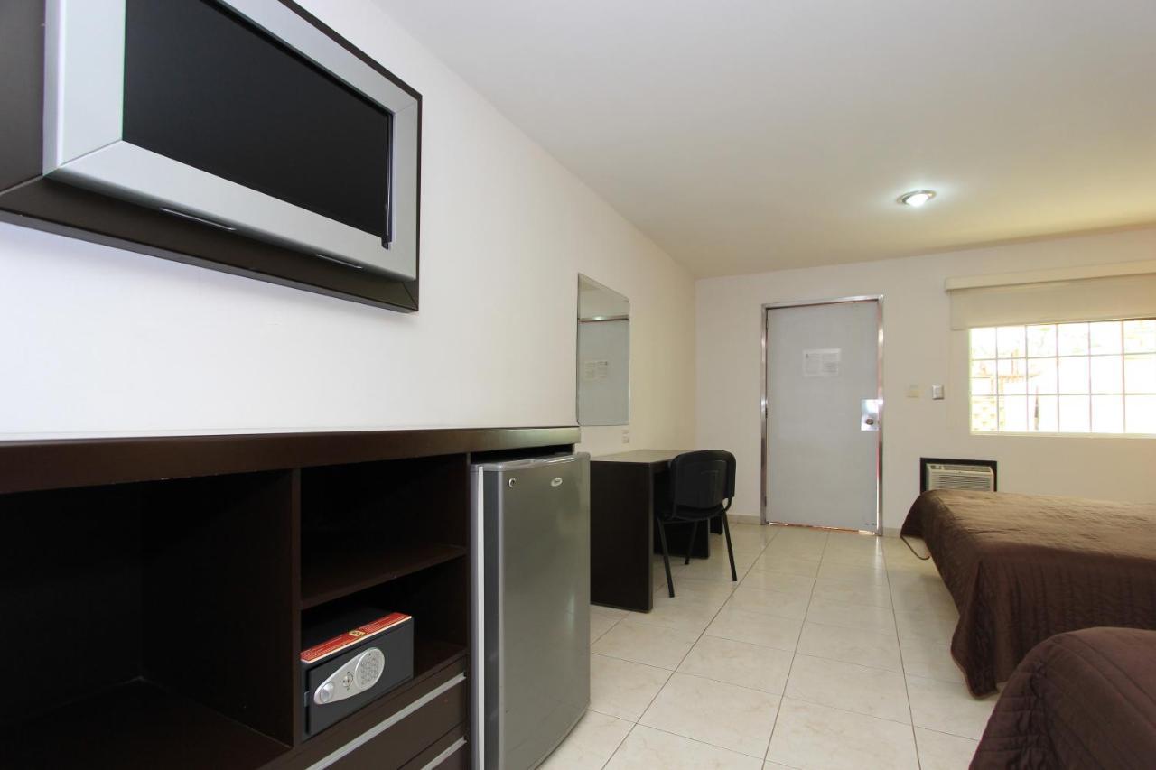 Hotel 5 Inn Силао Экстерьер фото