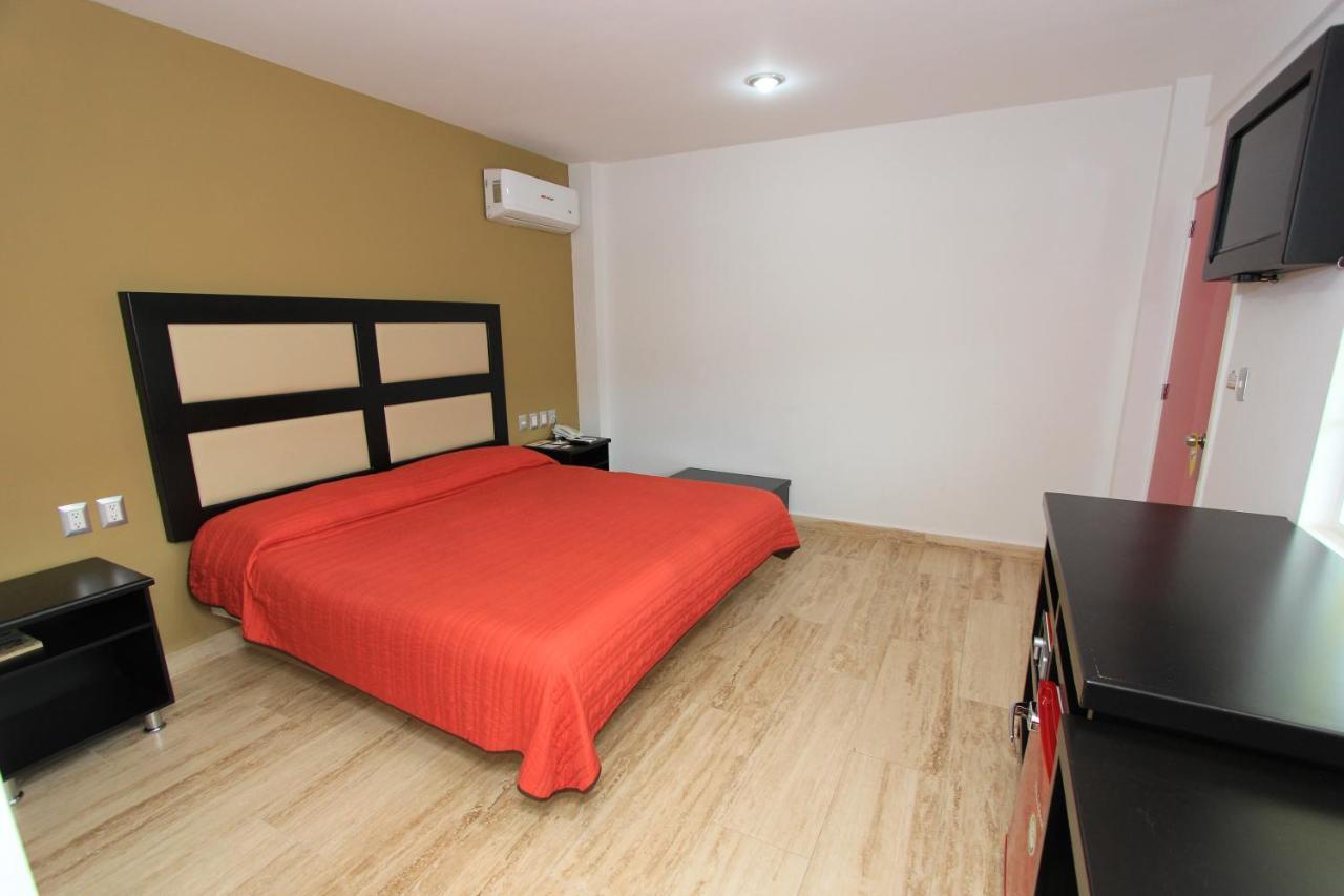 Hotel 5 Inn Силао Экстерьер фото