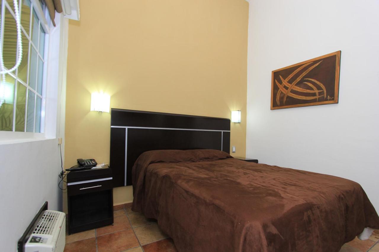 Hotel 5 Inn Силао Экстерьер фото